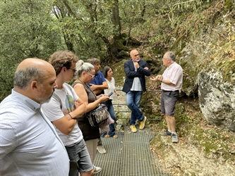 Josep Calatayud visita el Parc de les Coves de Serinyà